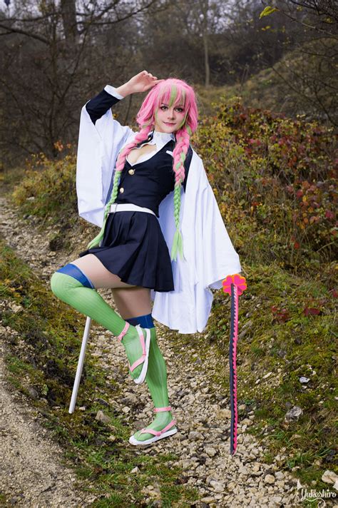 mitsuri kanroji cosplay